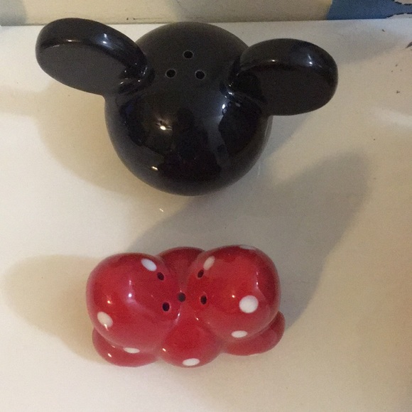 Disney Minnie mouse salt and pepper condiment - Picture 2 of 4